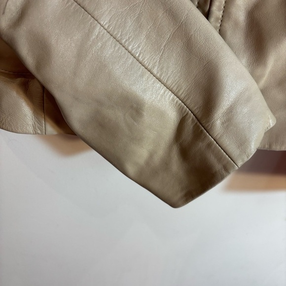 CUERO Sz M Leather Jacket Handpainted Cherry Blossoms Zipper Closure Lined - Picture 7 of 14